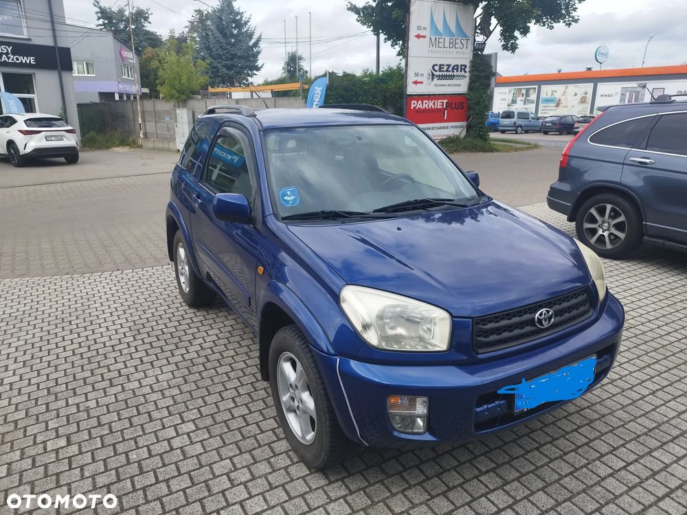 Toyota RAV4 2.0 VVT-i 4x4 - 11