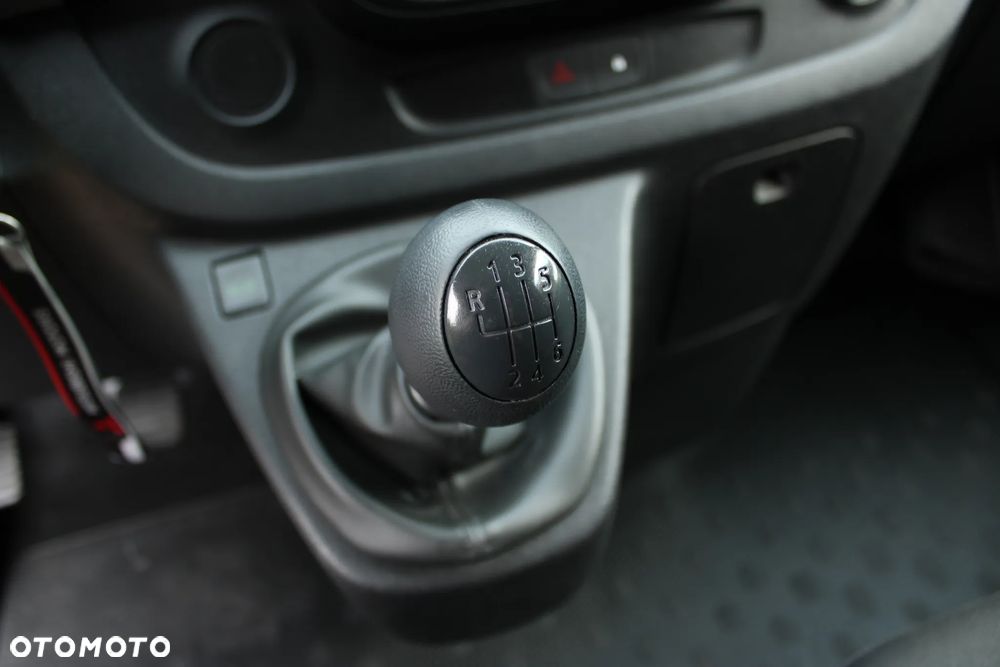 Renault Trafic - 24