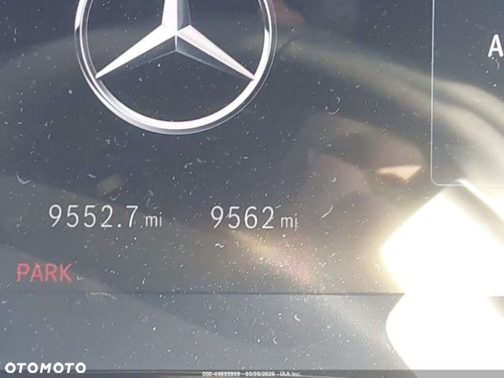 Mercedes-Benz EQS - 12
