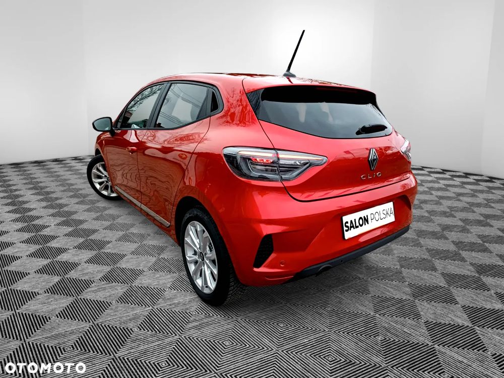 Renault Clio - 7
