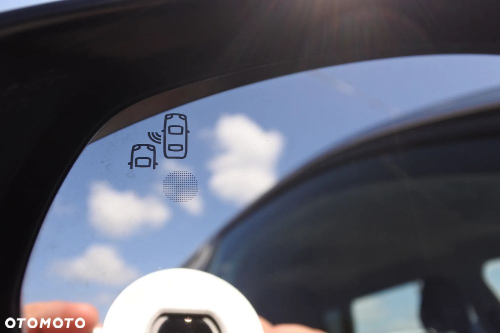 Peugeot 5008 PureTech 130 EAT8 Stop & Start Allure Pack - 30