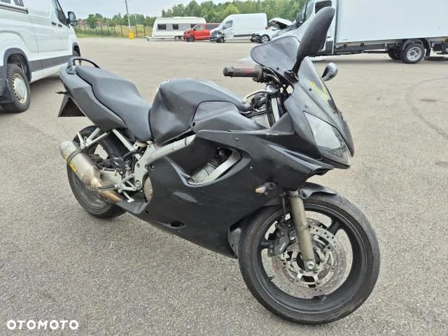 Honda CBR - 1
