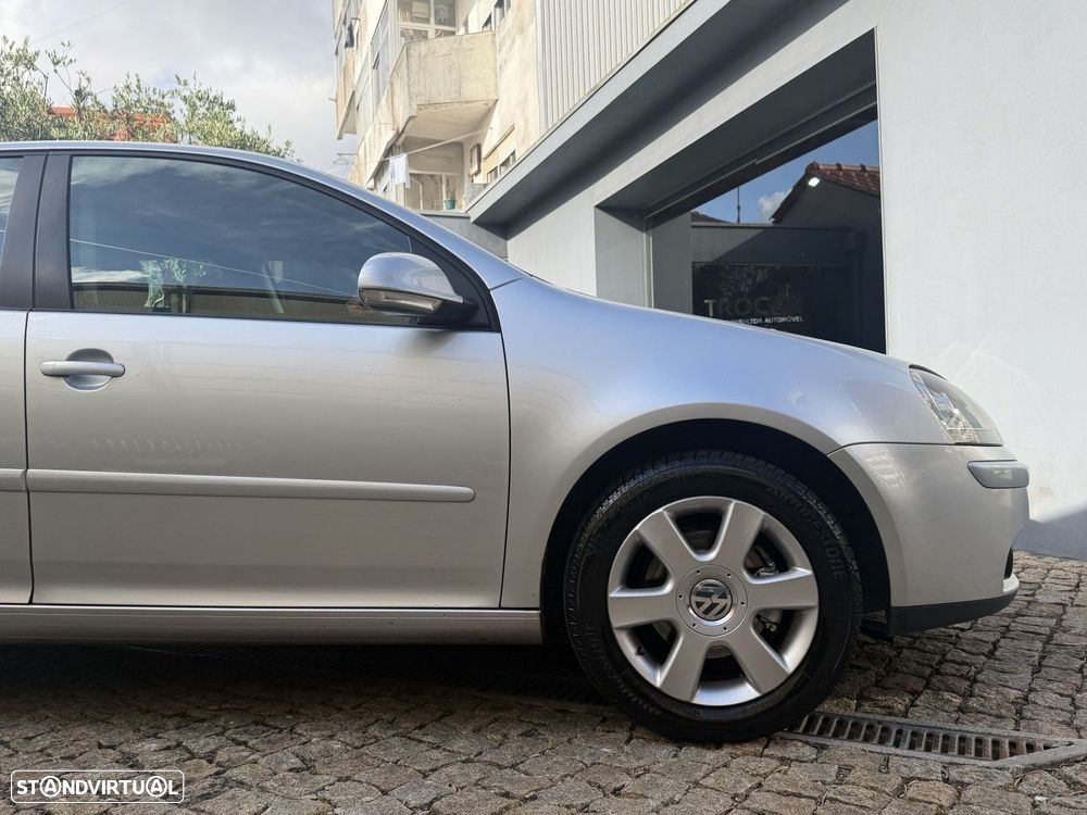 VW Golf 1.9 TDi BlueM. Confortline - 8