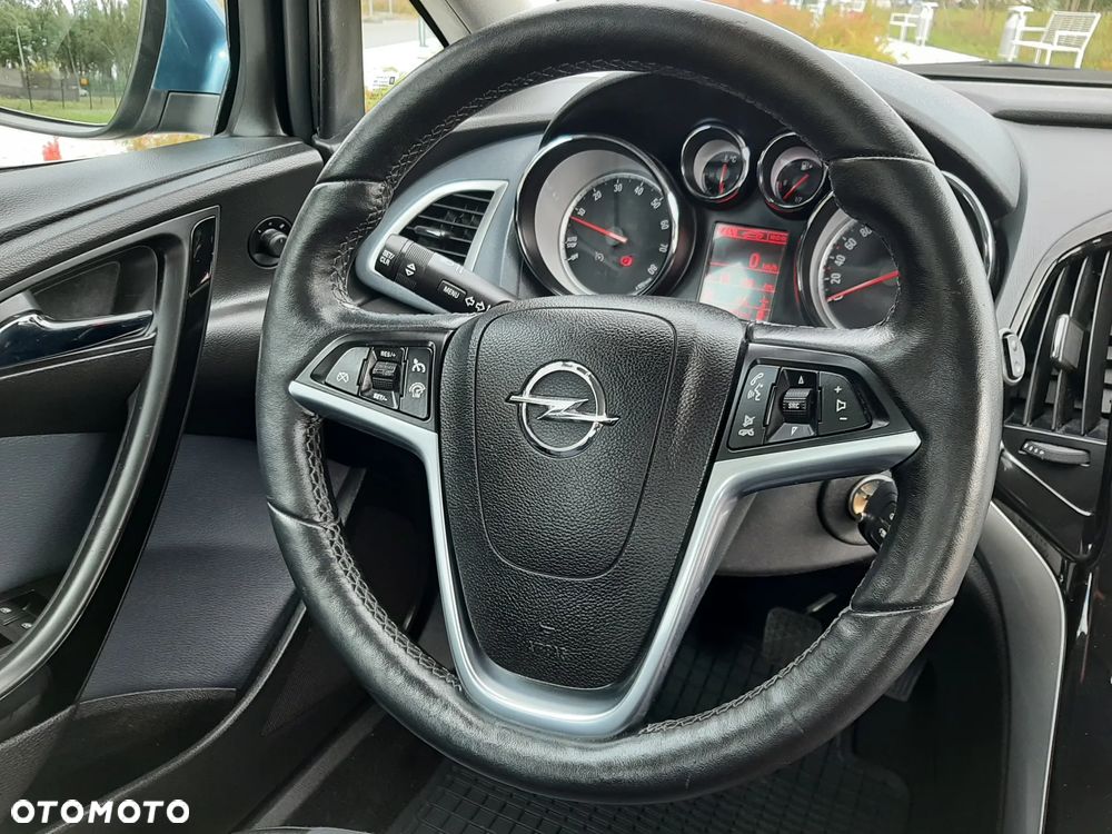Opel Astra 1.4 Turbo Exklusiv - 20