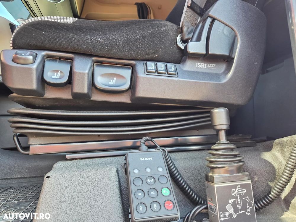 MAN TGX 18.500 4x2, 2018, 485.044km, rulata in GERMANIA, Carte identitateRAR, KIT BASCULARE, FULL OPTION, cutie automata+intarder, frigider, Aer cond STATIONARE, jante Aluminiu, anv 80% ok, rez aluminiu, posibilitate leasing 2 ani-PROMOTIE 21.900 Eur+Tva - 19