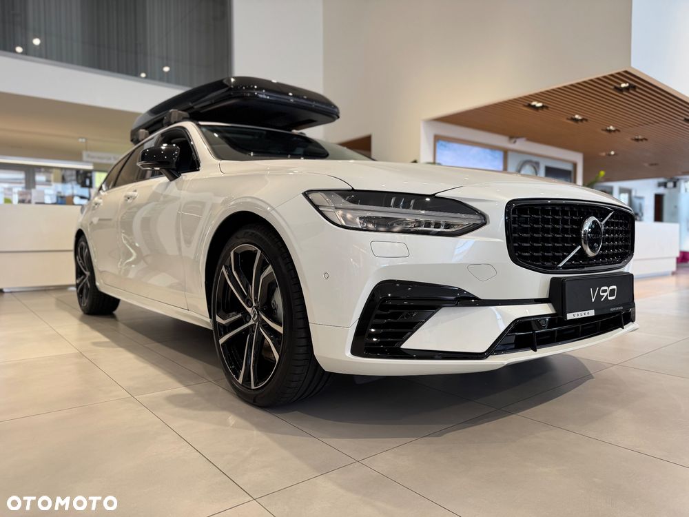 Volvo V90 T6 AWD Plug-In Hybrid Ultra Dark - 2