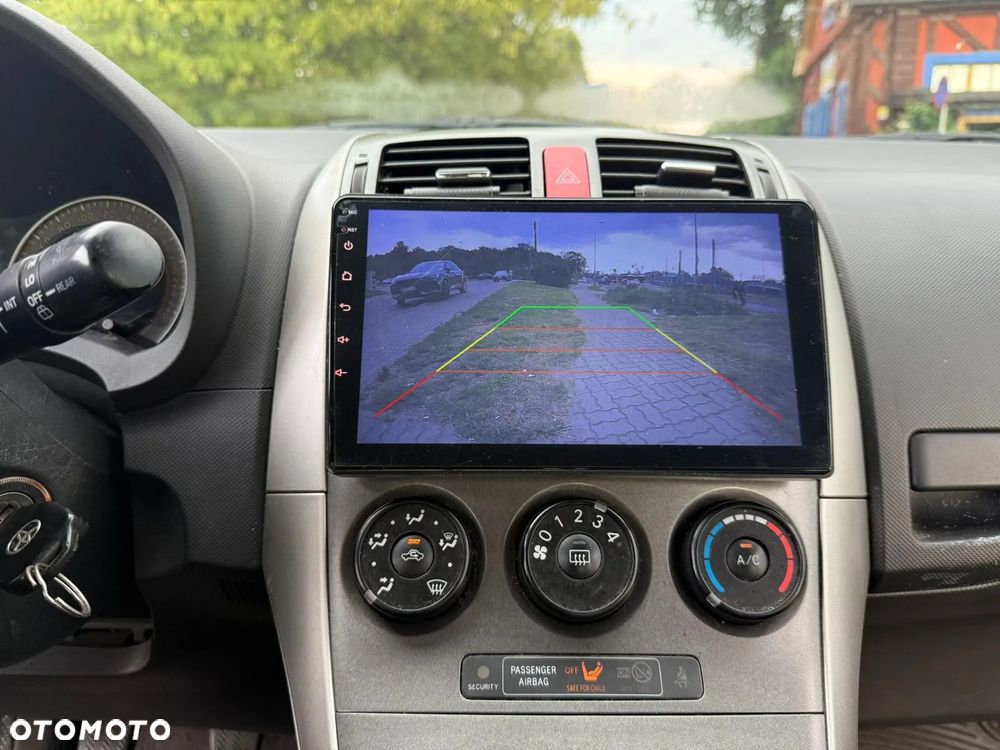 Toyota Auris 1.4 VVT-i - 13