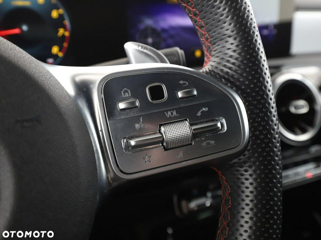 Mercedes-Benz CLA AMG 35 4Matic Shooting B AMG Speedshift 7G-DCT - 31