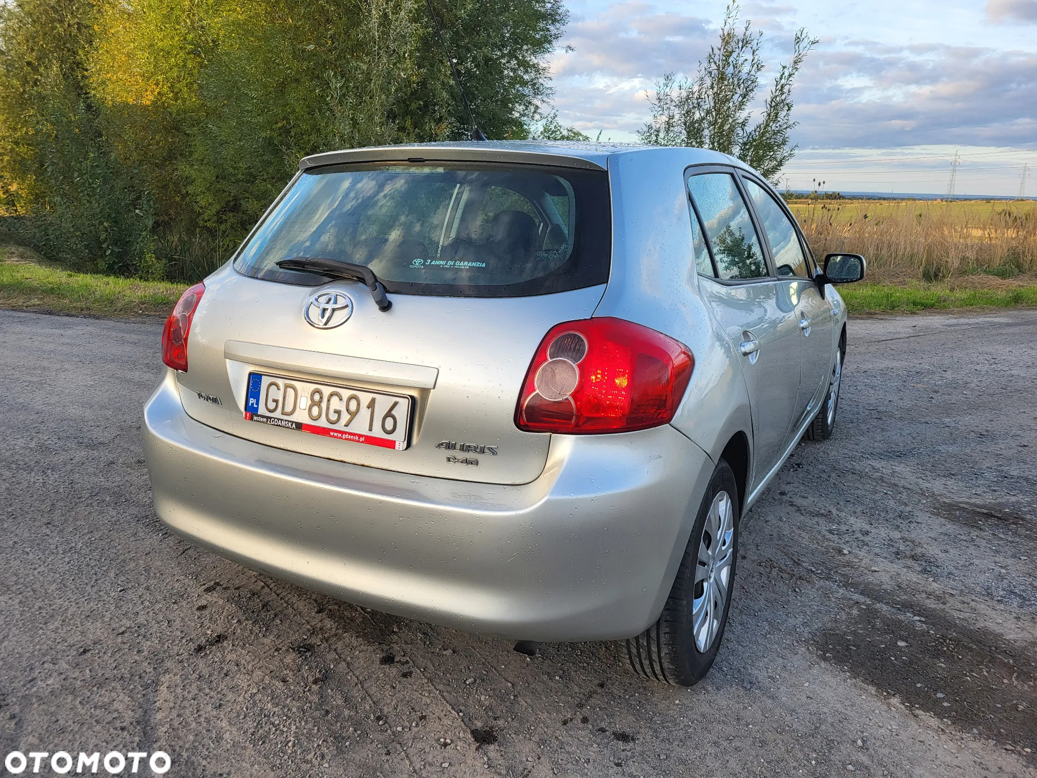 Toyota Auris 1.4 D-4D Comfort - 4