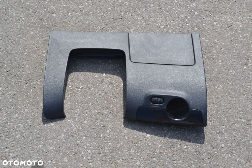 VW JETTA VI PÓŁKA POD KIEROWNICĘ 5C7858365B - 1