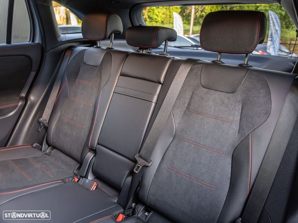 Mercedes-Benz GLA 250 e AMG Line - 23