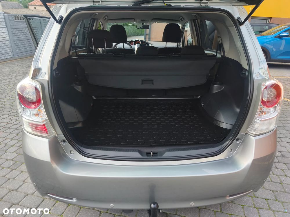 Toyota Verso 1.8 Sol plus NAVI - 6