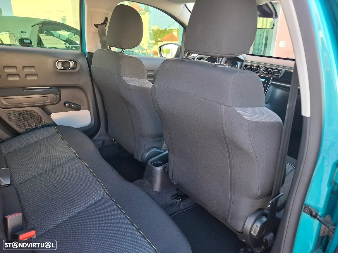 Citroën C3 1.2 PureTech Shine EAT6 - 35