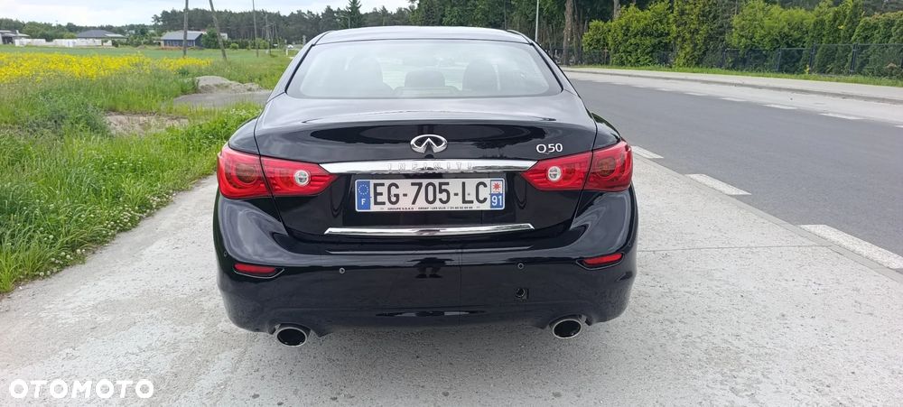 Infiniti Q50 - 12