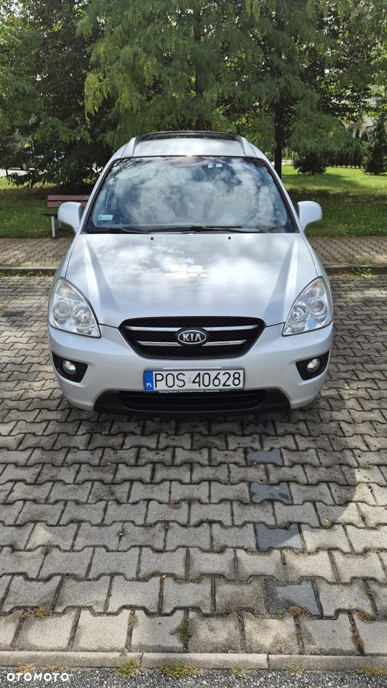 Kia Carens 2.0 EX - 9