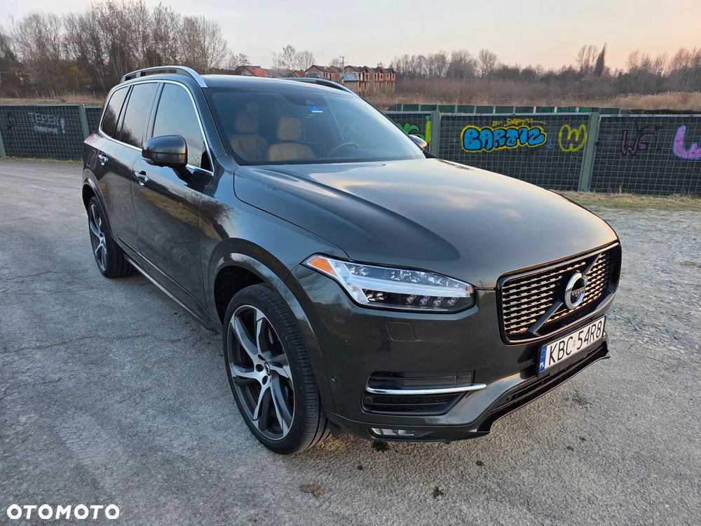 Volvo XC 90 - 2