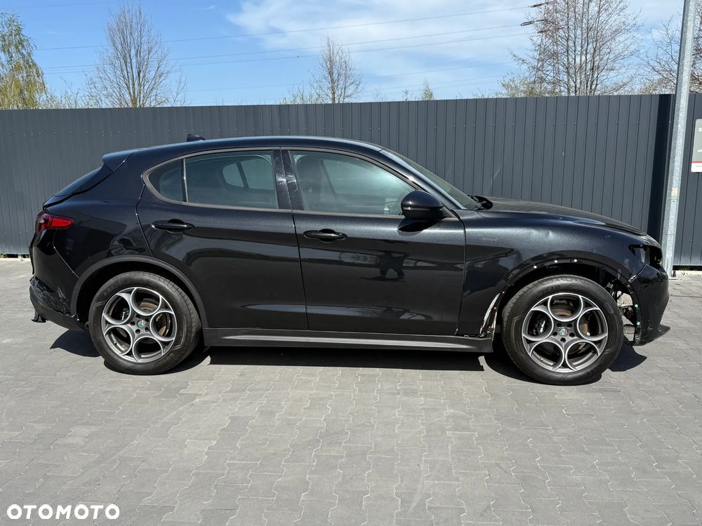 Alfa Romeo Stelvio 2.2 JTDM Q4 - 8