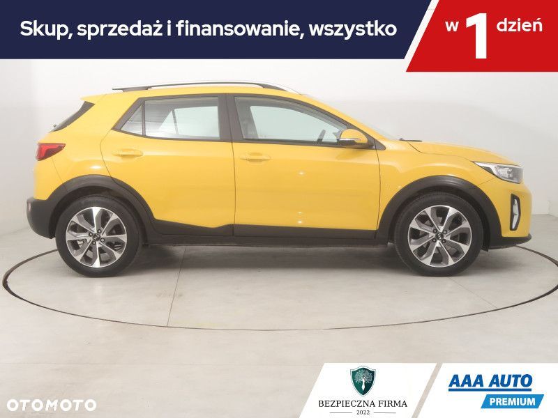 Kia Stonic - 8