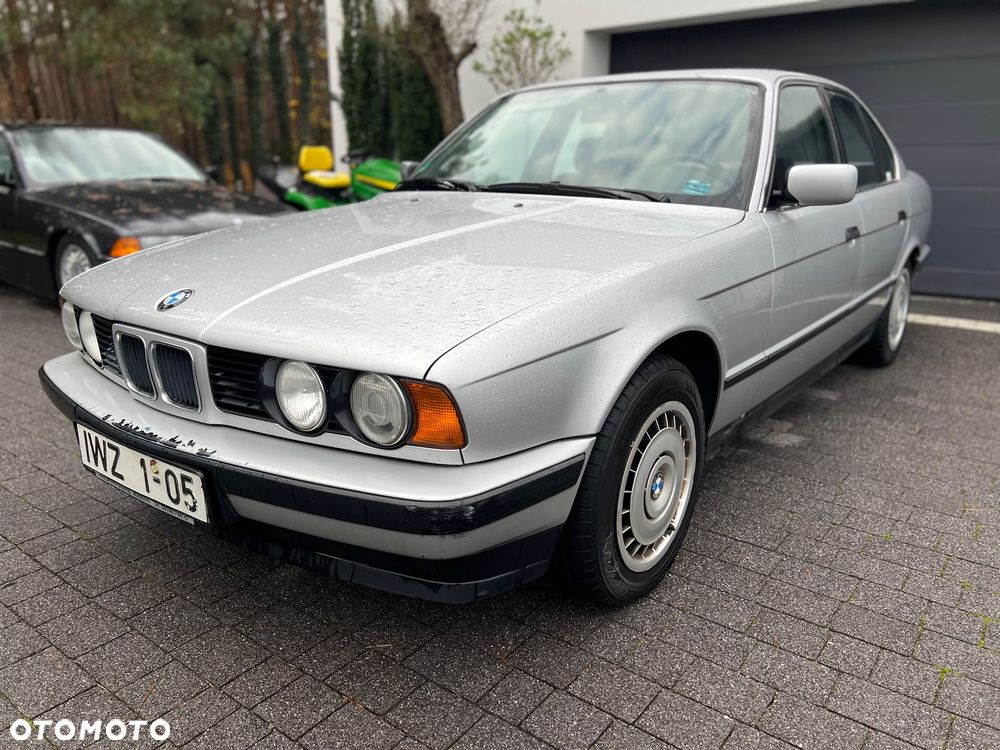 BMW Seria 5 520i - 5