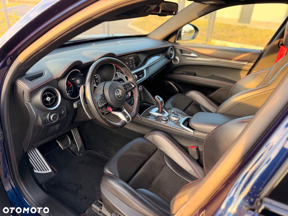 Alfa Romeo Stelvio 2.9 V6 Bi-Turbo Quadrifoglio Q4 - 8