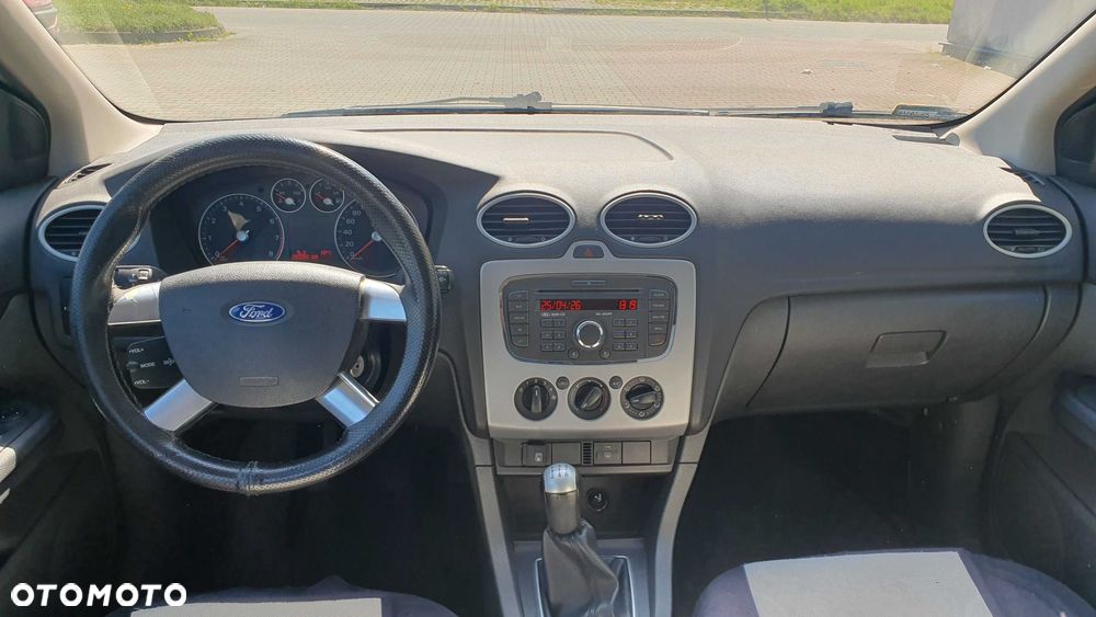 Ford Focus - 8