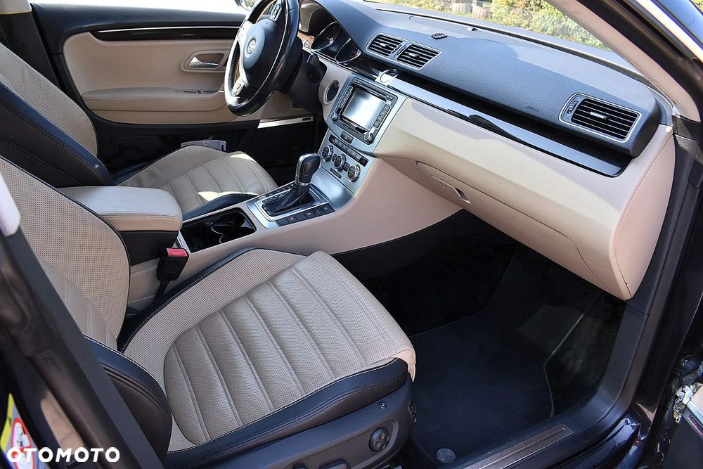 Volkswagen CC - 9