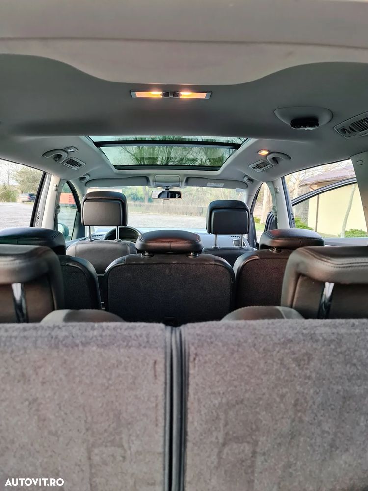 Volkswagen Sharan 2.0 TDI DSG BlueMotion Technology Highline - 9