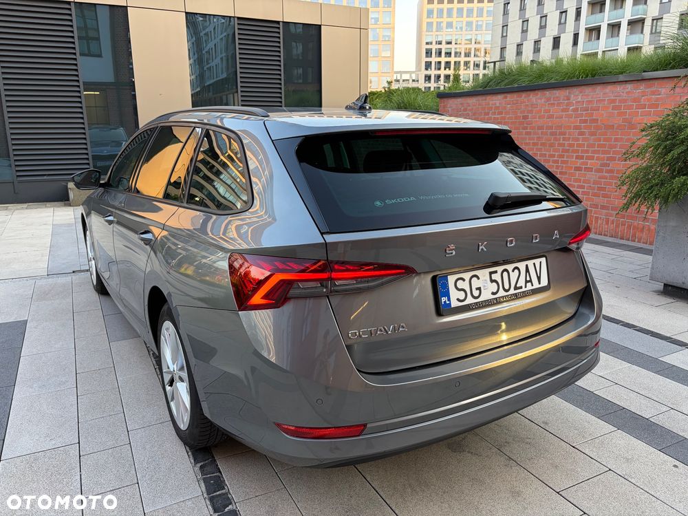 Skoda Octavia 2.0 TDI Ambition DSG - 14