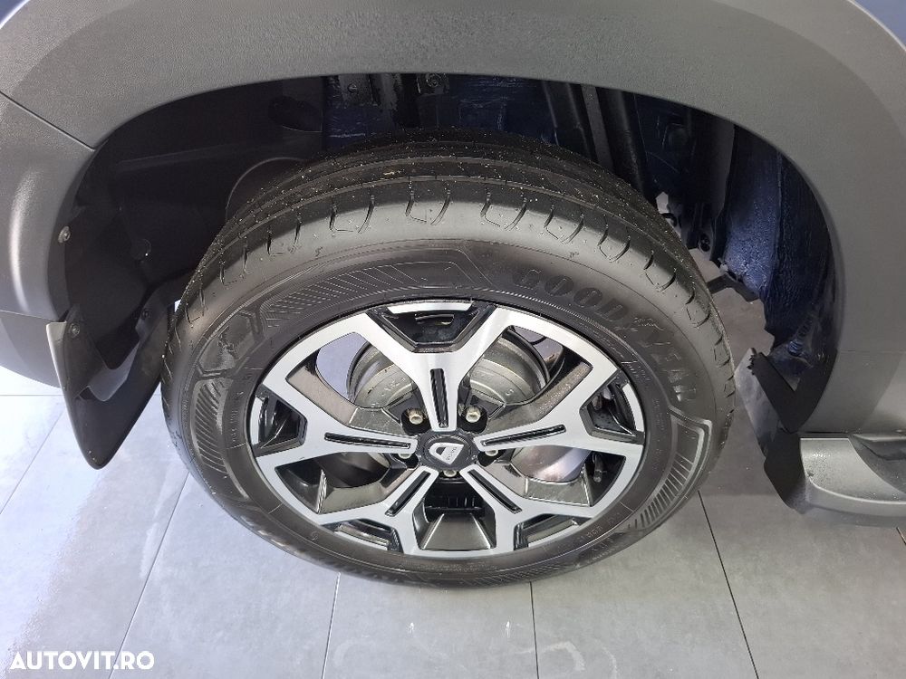 Dacia Duster 1.5 dCi 4WD Prestige jante 17" - 4