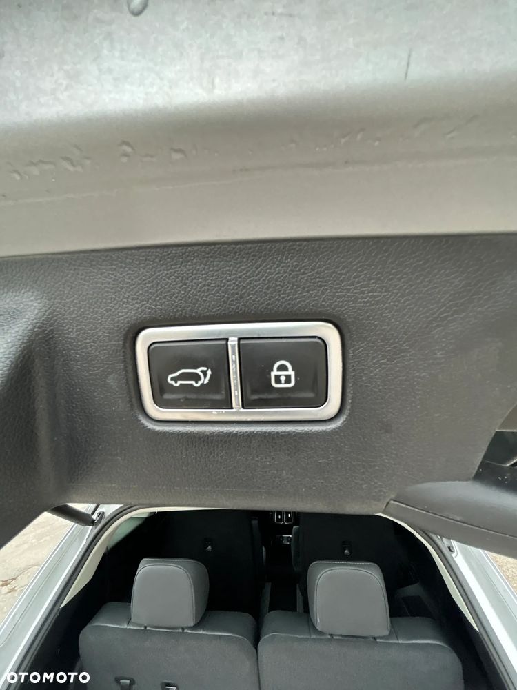 Kia Sorento - 26