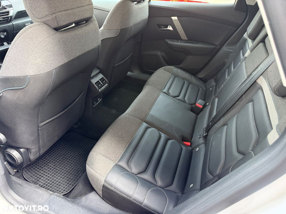 Citroën C4 1.2 PureTech S&S EAT8 Feel - 11