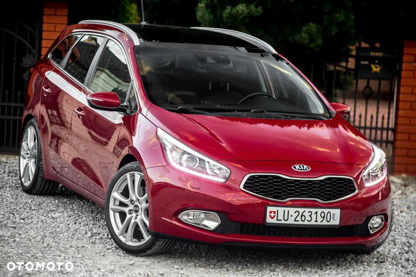 Kia Ceed 1.6 CRDi 128 Dream-Team Edition