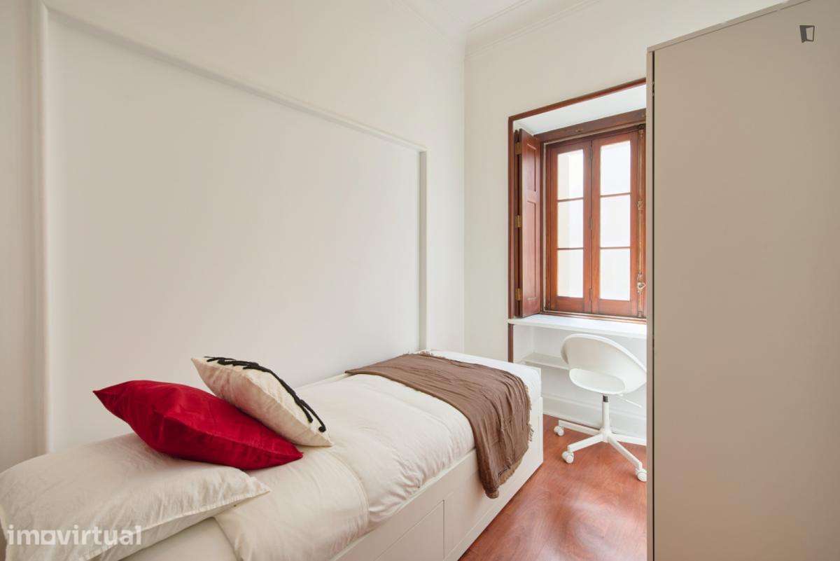 Quarto - localizado em Estrela Lisbon - Grande imagem: 4/41