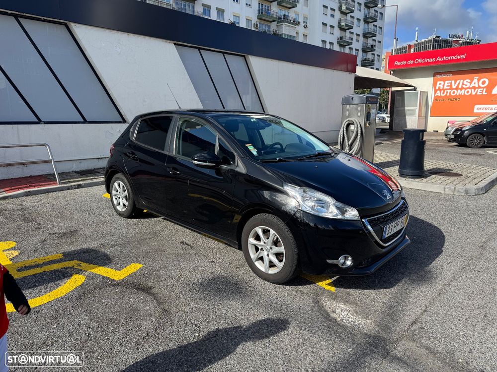 Peugeot 208 1.4 HDi Active - 8