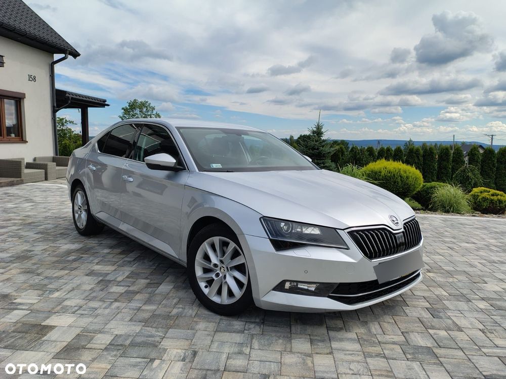 Skoda Superb 2.0 TDI L&K DSG7 - 3