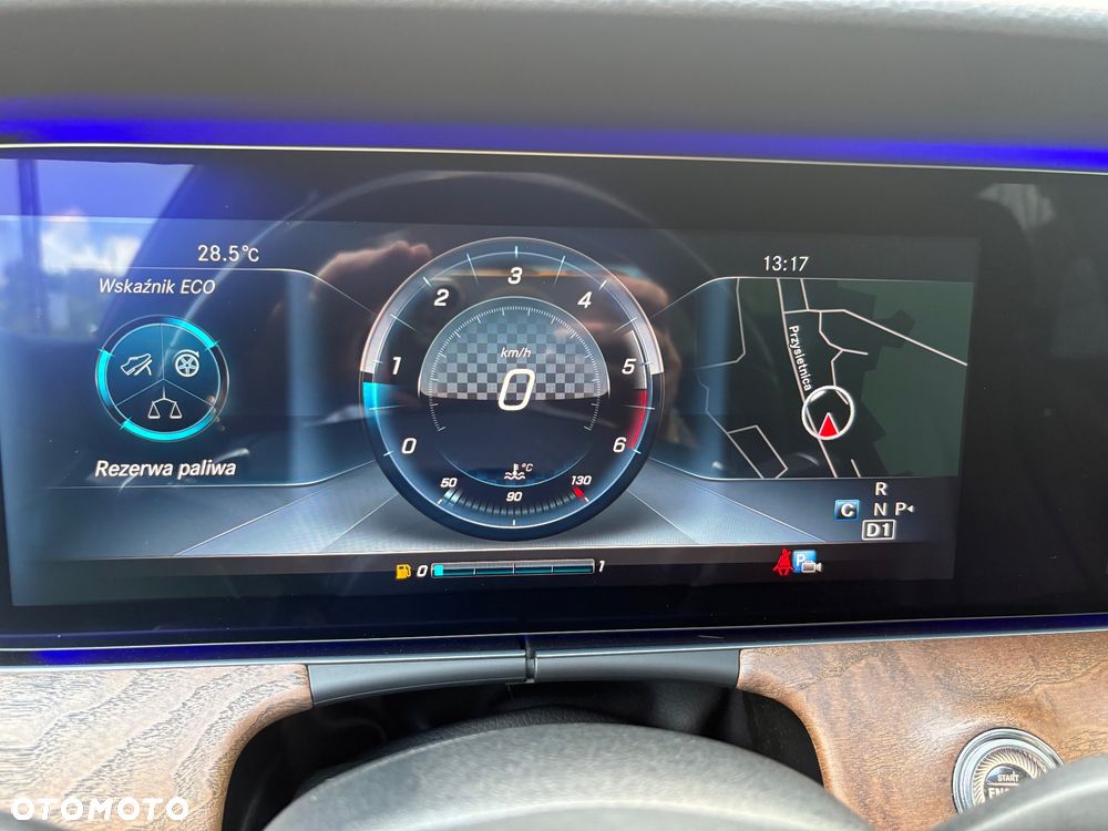 Mercedes-Benz Klasa E 220 d 9G-TRONIC AMG Line - 37