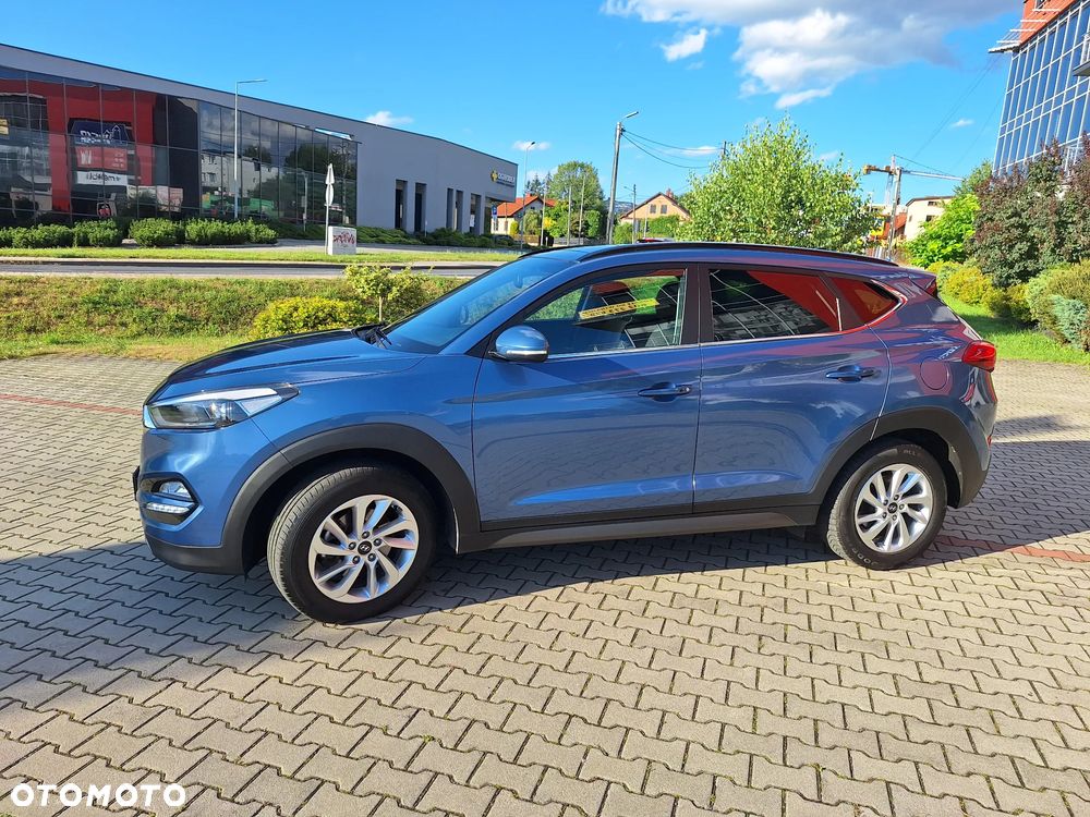 Hyundai Tucson 1.7 CRDI BlueDrive Style 2WD - 16