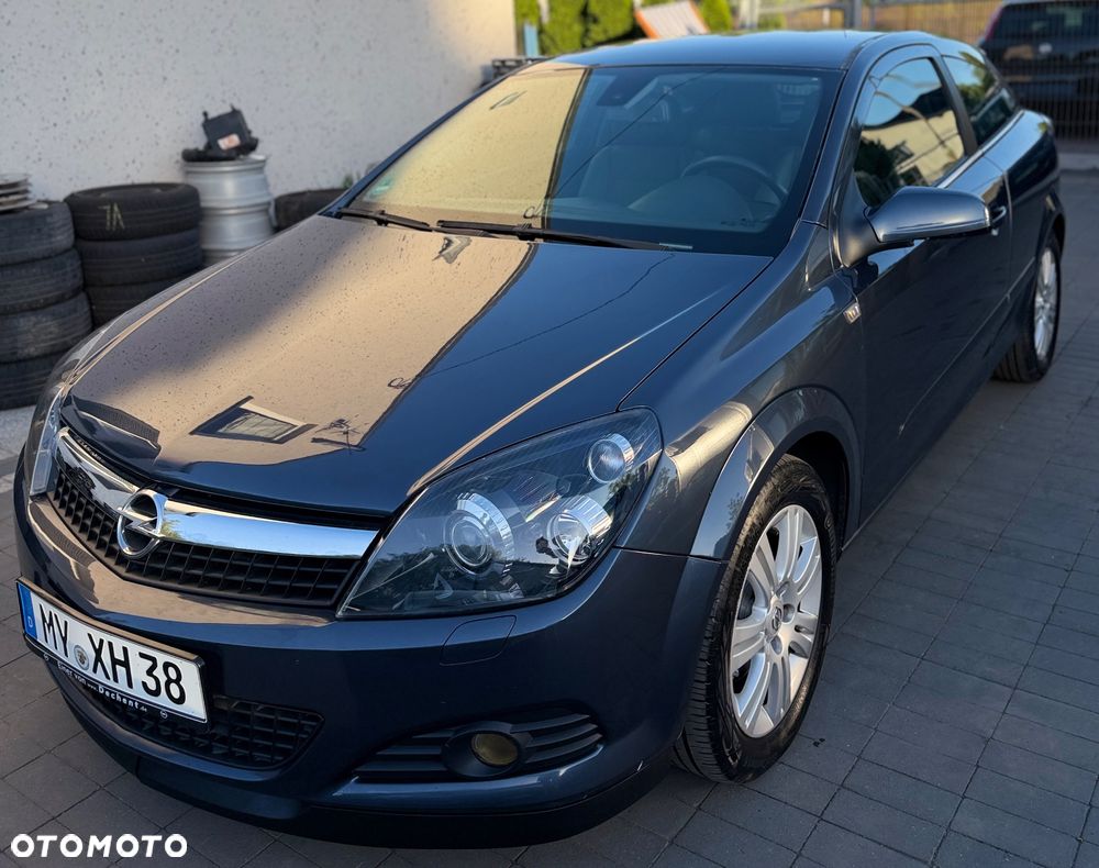 Opel Astra 1.6 Edition 111 Jahre - 9