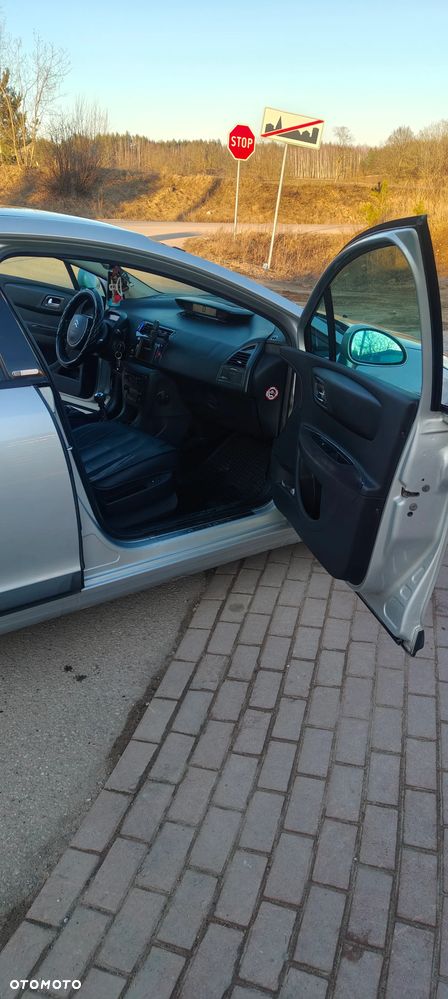 Citroën C4 2.0 HDi Exclusive - 12