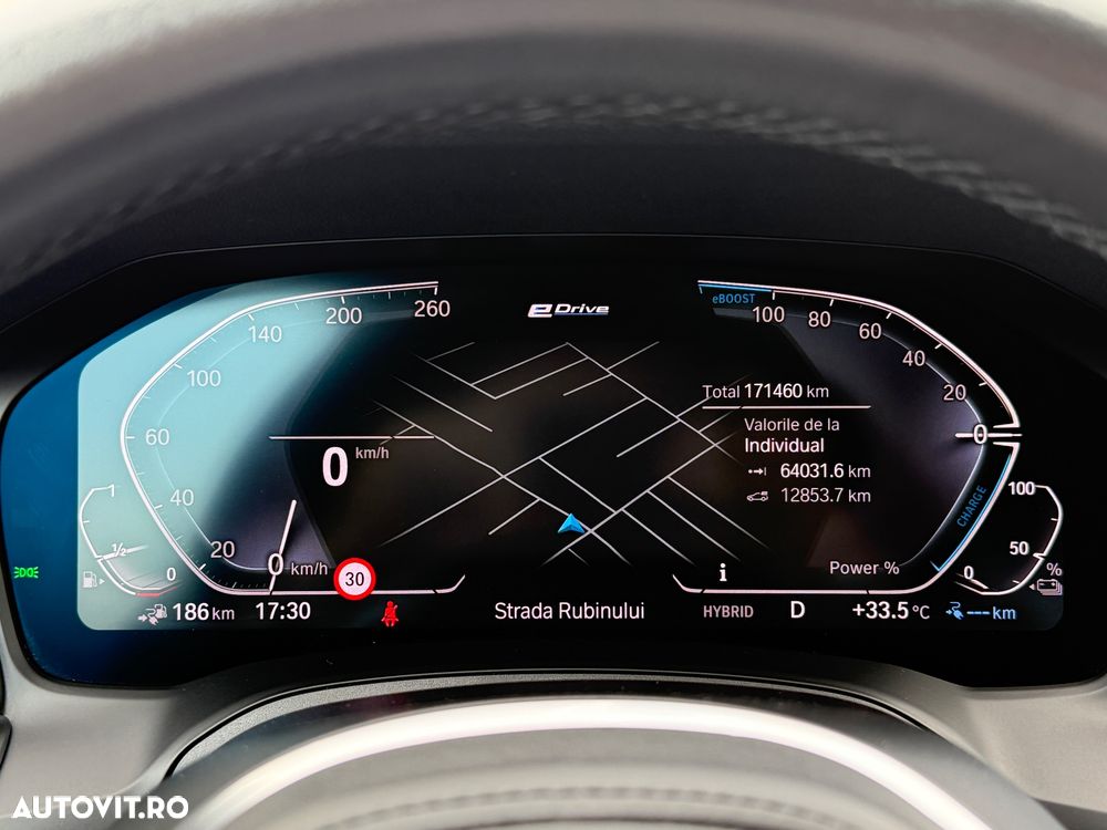 BMW Seria 3 330e Aut. M Sport - 26