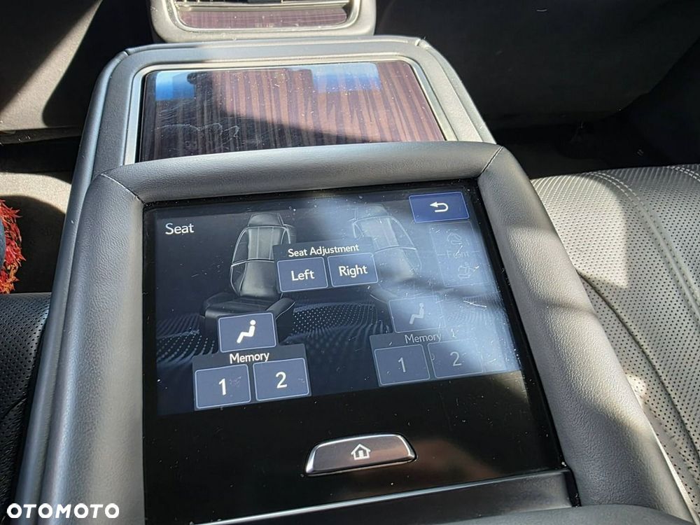 Lexus LS 500h Business Edition AWD - 31