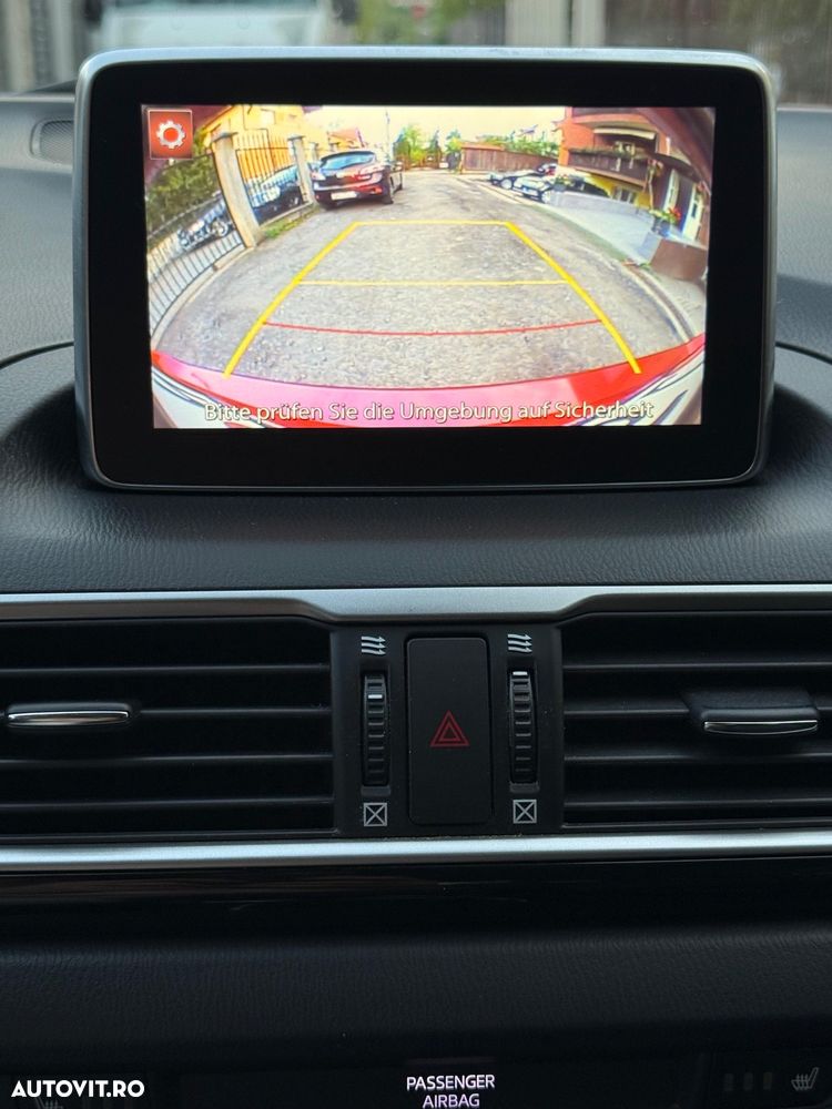 Mazda 3 SKYACTIV-G 120 NAKAMA - 27