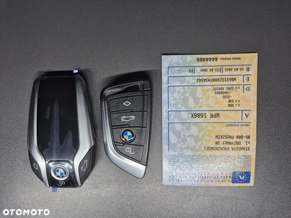 BMW Seria 3 320d MHEV Luxury Line - 37