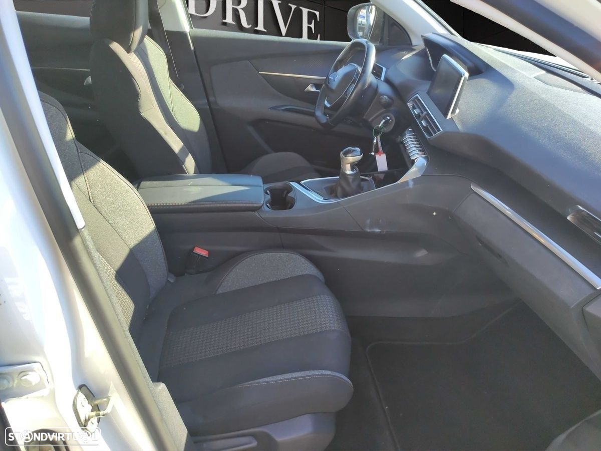 Peugeot 3008 PureTech 130 Stop & Start GPF Active - 7