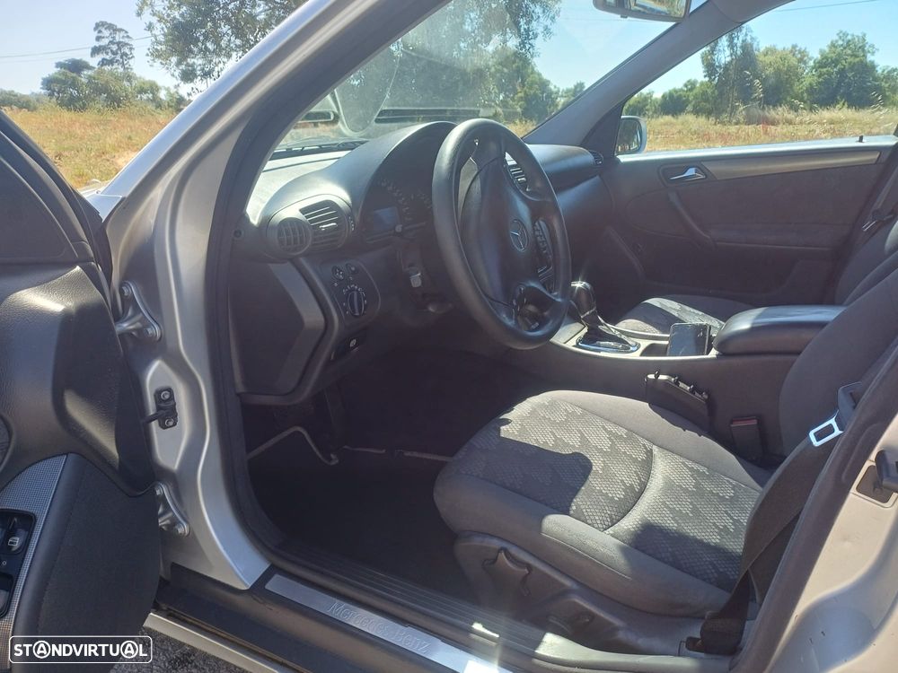 Mercedes-Benz C 220 - 11