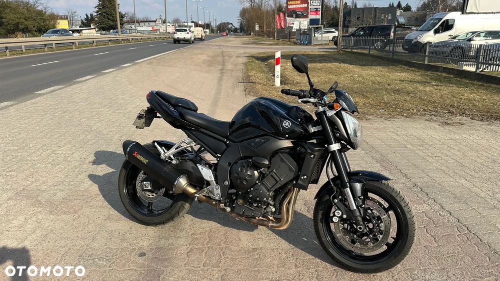 Yamaha FZ - 18
