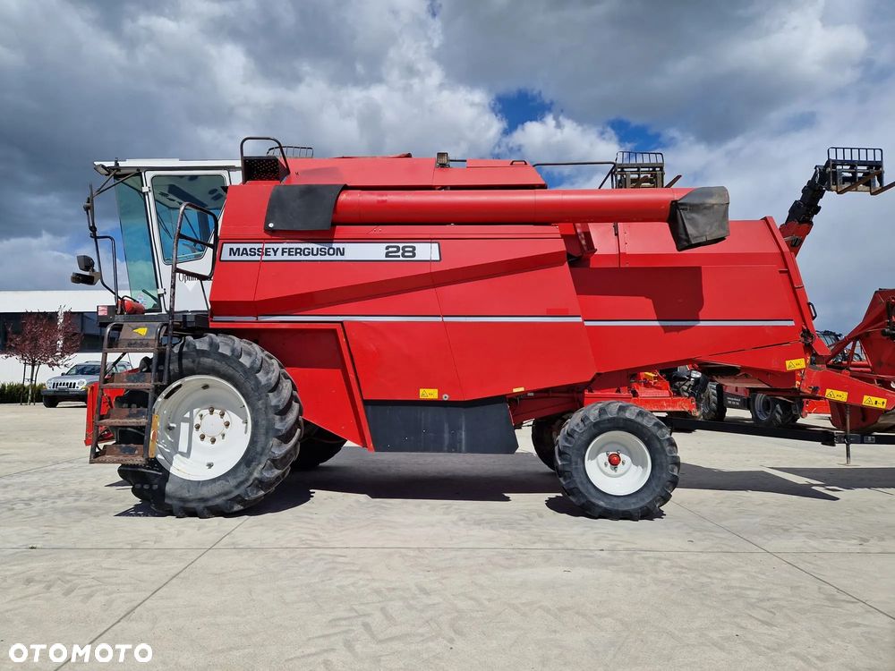 Massey Ferguson 28 P593 - 9