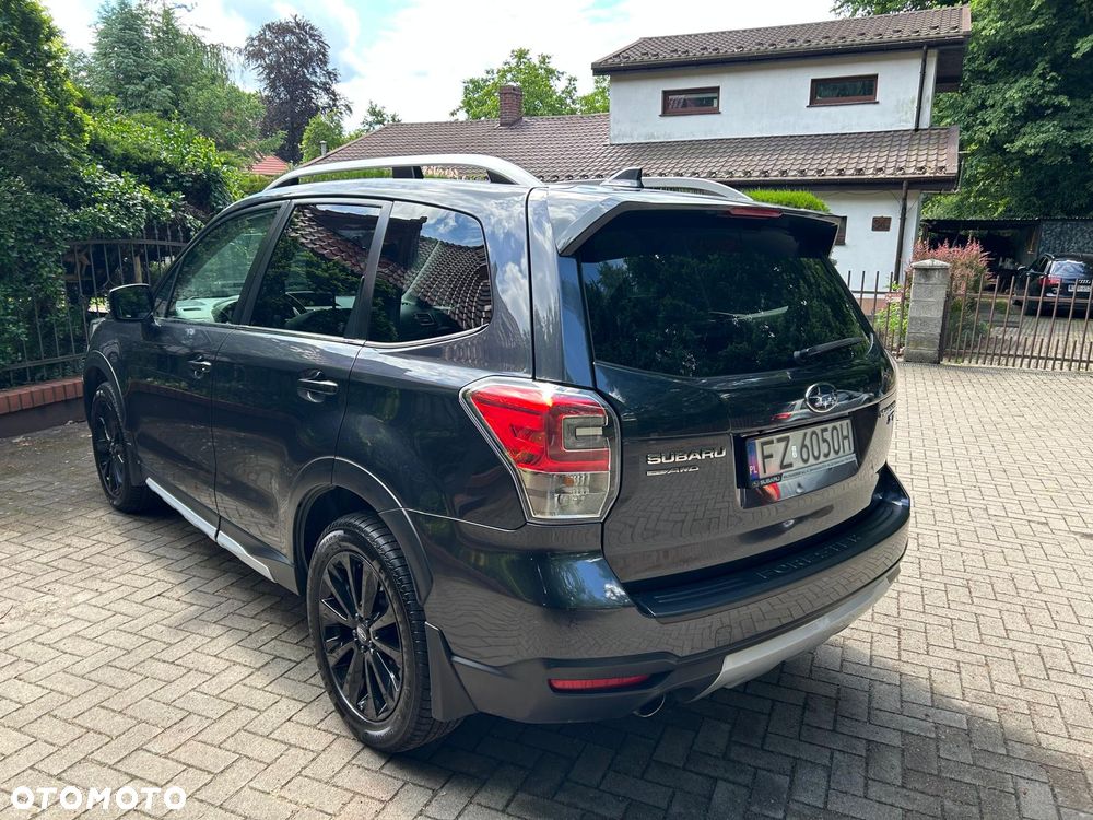Subaru Forester 2.0 XT Platinum Lineartronic - 19