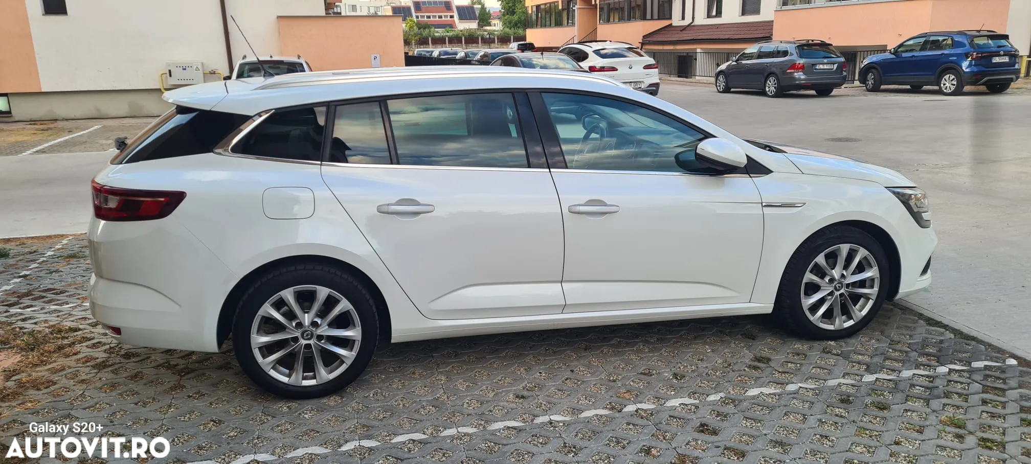 Renault Megane ENERGY dCi 110 EDC INTENS - 10