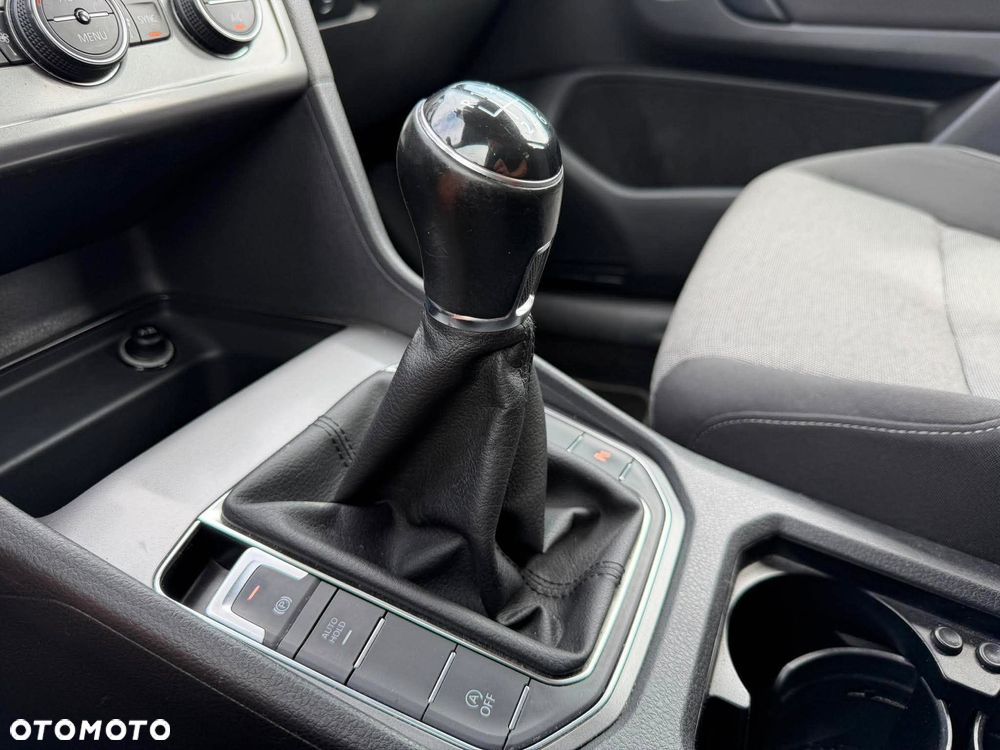 Volkswagen Golf Sportsvan SV 1.6 TDI BMT Comfortline - 16